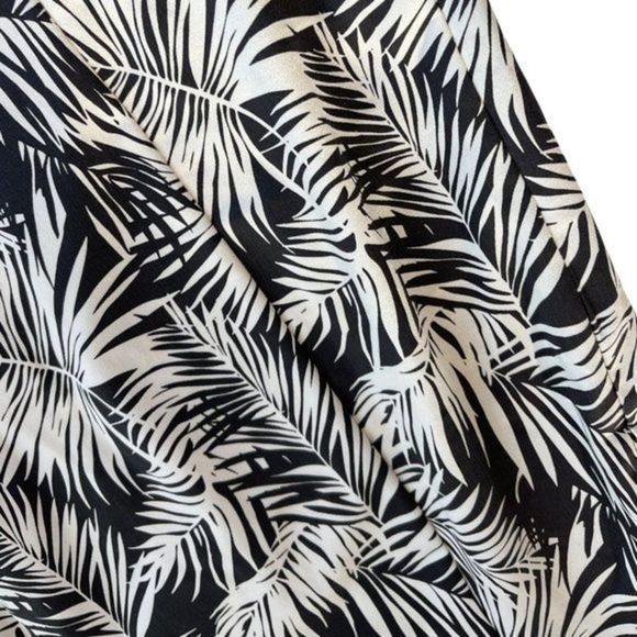 H&M Strapless Palm Print Dress - Picture 4 of 10